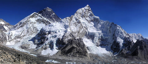 Mount Everest Canvas Print